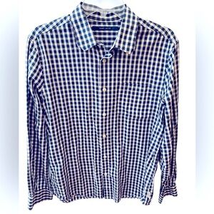 Perry Ellis Dark Blue and White Casual Gingham Pattern Button Down Shirt. Size=M